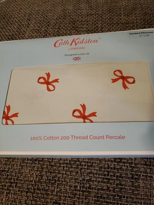 Cath Kidston BOW Ruby Sage Pair of Standard Pillowcases 21"X28" 100% Cotton - Image 1 of 2