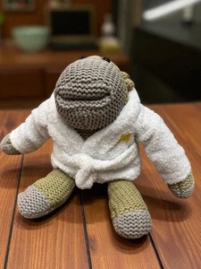 PG Tips Tea Monkey - White Robe - Collectable Plush Toy Monkey Figure - Picture 1 of 1