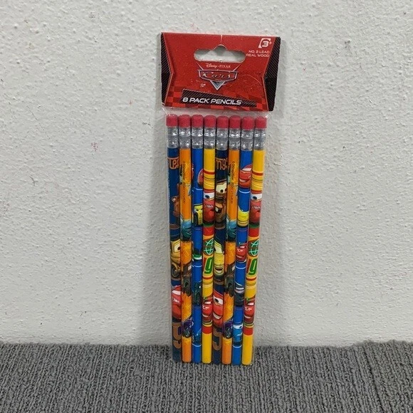 Pacote com 8 lápis Disney Pixar Cars #2 multicolorido chumbo madeira real idade 3+ novo - Imagem 1 de 4