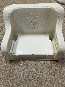 Vintage 1983 Mattel Barbie Dream Cottage White Faux Wicker Loveseat Furniture - Picture 1 of 7