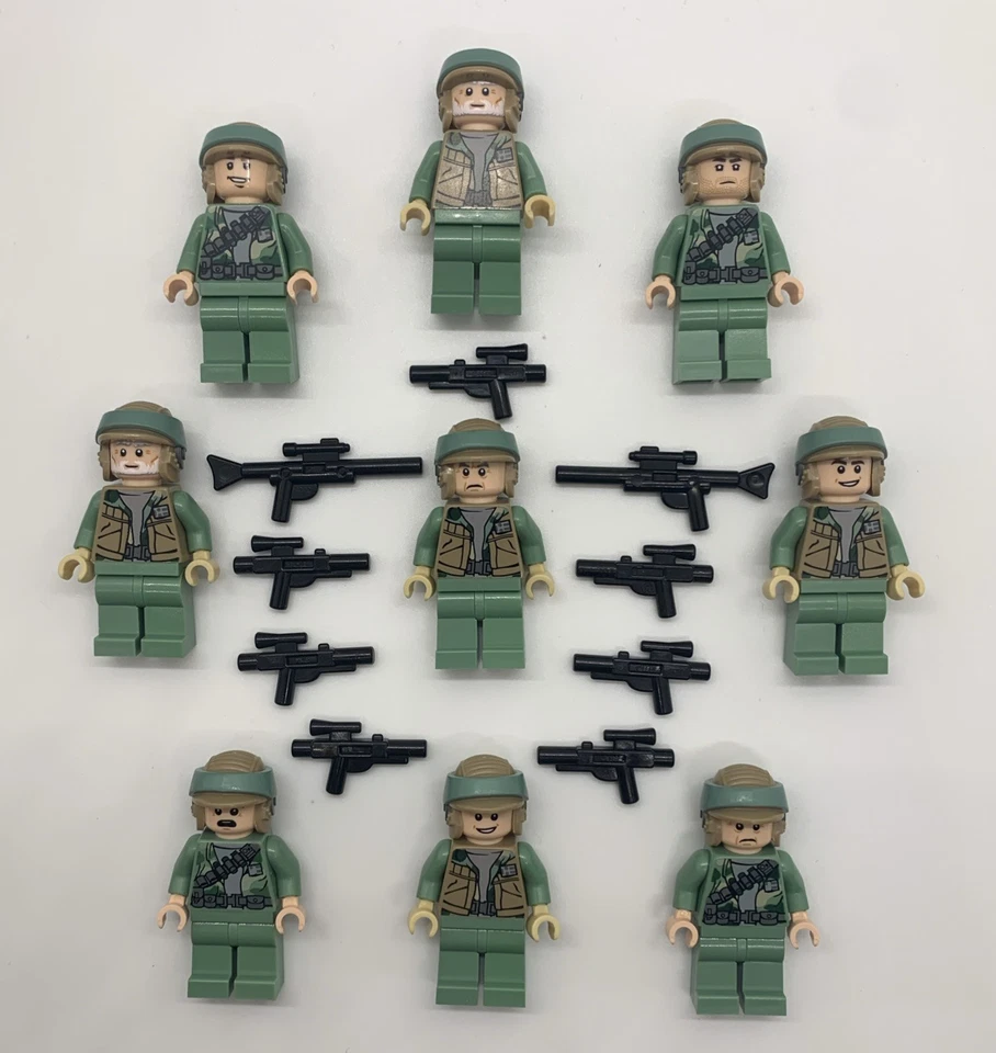 LEGO Army Troopers Camouflage Minifigure Lot Endor Rebels, Military Soldiers - Image 1 of 1
