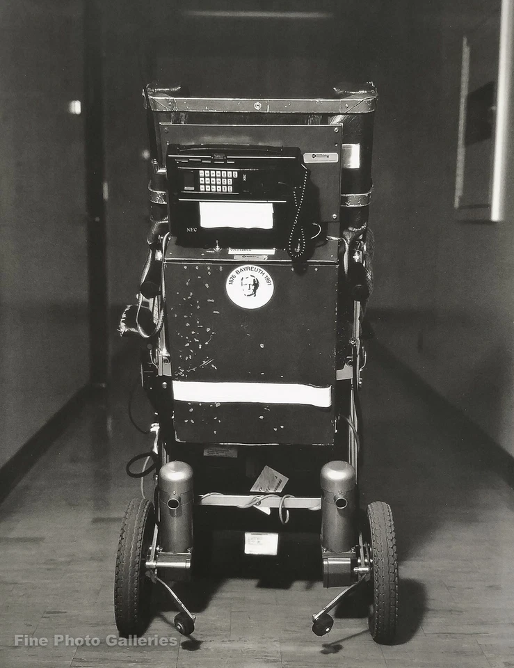 Silla de ruedas física Stephen Hawking 1992 vintage de Herb Ritts arte fotográfico 16x20 Foto 1 de 1