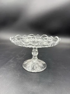 Kleine Bonboniere/Obstständer aus geschliffenem Glas Vintage - Bild 1 von 5