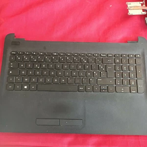 CLAVIER Français Azerty dans son top case noir pour HP 250 G4 255 G4 256 G4 - Photo 1 sur 3