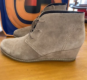 Bjorndal Womens Rachel Wedge Heel Chukka Bootie Shoes, Taupe, US 9 1/2 - Picture 1 of 7