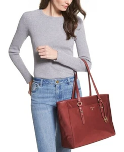Bolso de Mano Michael Kors Sullivan Grande Nylon Multifunción Cremallera Superior, Brandy $298 - Imagen 1 de 17