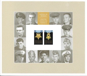 Imperforate (No Die-Cut) Medal of Honor Folio, Korean War, 2014 - Picture 1 of 2