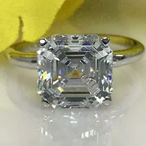 Anillo de compromiso de diamantes creado en laboratorio de 4,9 quilates con acabado de oro blanco de 14 quilates talla Asscher VVS1 - Imagen 1 de 6