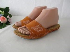 Patagonia Swell Orange Floral Leather Slide Sandals Cork Footbed size 7, 38 - Picture 1 of 15