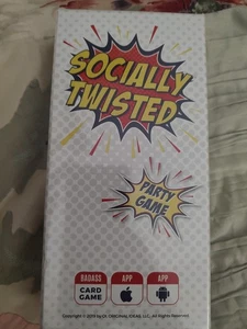 SOCIALLY TWISTED FAMILY ADULT PARTY CARD GAME FACTORY SEALED FUN - Picture 1 of 2