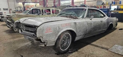 Estilo de tambor de husillo/nudillo delantero para pasajero se adapta a 65-70 Oldsmobile 1198072 Foto 1 de 4