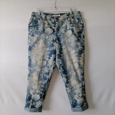 Faded Glory Womens Blue High Rise Five Pocket Floral Capri Jeans Plus Size 16W - Image 1 of 4