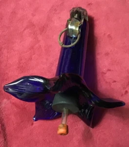 Usado: Alimentador de colibríes de vidrio soplado a mano azul colbalto vintage - Imagen 1 de 4