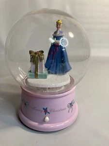 Cinderella disney merry Christmas Musical Plastic snowglobe - Picture 1 of 4