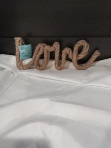  Home Decorations Rope & Wood Hanging Signs LOVE  - Picture 1 of 3