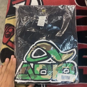 Vintage Y2K Adio Skater Bam Margera Black And Camo Logo T Shirt Size Medium - Picture 1 of 2