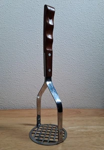 Vintage Prestige Stainless Steel Potato Masher Wooden Handle 1970s VGC - Picture 1 of 10
