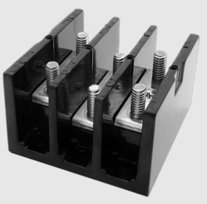 Marathon 1423122, 200A, 600V, 3P, PDB, (1) 1/4-20 STUD X (1) 1/4-20 STUD-NEW - Picture 1 of 2