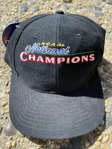 Vintage 90er NCAA Championship Logo 7 Druckknopflasche Mütze Kappe Erwachsene Einheitsgröße Sport - Bild 1 von 4