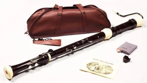 Aulos 533B (E) Bass Recorder Symphony Baroque New with Soft Case - Picture 1 of 2