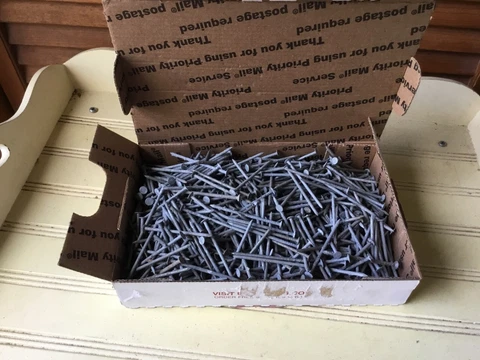 3 1/4 POUNDS of 2 1/4" LONG GALVANIZED NAILS COMMON 8 PENNY UNUSED LEFT OVERS Cover