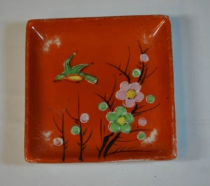 Castillo dorado vintage hecho en Japón cuadrado de porcelana plato pintado a mano naranja - Imagen 1 de 5