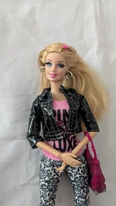 Barbie Style Pini Luxe 100+ Looks Fashionistas Mattel Puppe - Bild 1 von 6