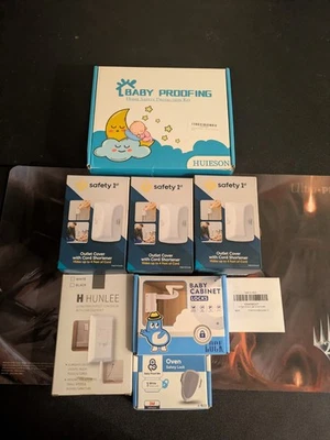 Baby/Child Safety Items Large Lot Brand New Cabinets Doors Oven Lock Magnet Etc - Image 1 of 4