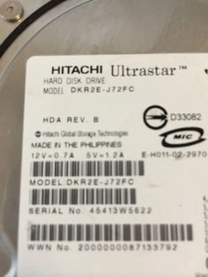 Hitachi DKR2E-J72FC Ultrastar 72GB Fiber Channel HDD W/rails - Image 1 of 3