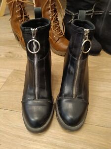 Schuhe 6 Paar Only Even & Odd Catwalk Damenschuhe 38 Set Sandalen Stiefel C&A