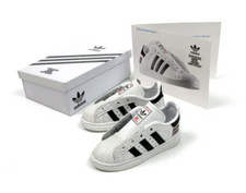 mini adidas superstar