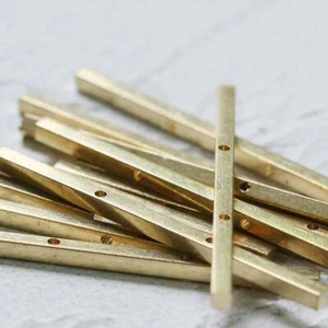 Barra rectangular de latón crudo de 10 piezas con 2 agujeros - 60x3mm (CW-4225C) - Imagen 1 de 2