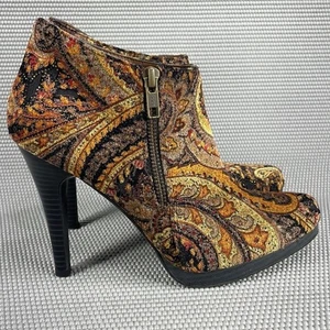 Diba Stylish Fashion Heeled Ankle Boots / Booties Women's Size 6.5M - Picture 1 of 9