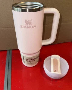 Stanley 30 oz Stainless Steel H2.0 Tumbler Rose Quartz 2.0 SEE DETAILS - Picture 1 of 4