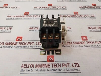EATON C25DNA330 Definite Purpose Contactor 208-240V 50-60HZ 30 AMP - Image 1 of 4