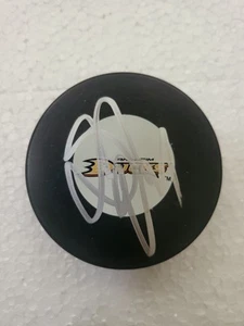 Anaheim Ducks HOF Scott Niedermayer signed autographed hockey puck COA - Picture 1 of 2