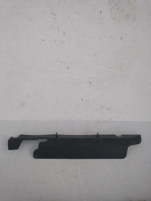 Borde asiento inferior bmw e24 #5211889190 635csi 633csi M6 negro lado derecho Foto 1 de 3