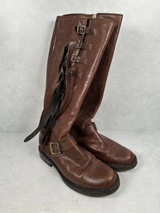 Botas Frye Veronica Correa 8 Marrón Cuero Flecos Hasta la Rodilla Moto Hebilla - Imagen 1 de 13