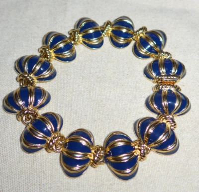 vtg Joan Rivers Link Bracelet Blue Enamel Hot air Balloon 1990’s Hidden Clasp - Image 1 of 3