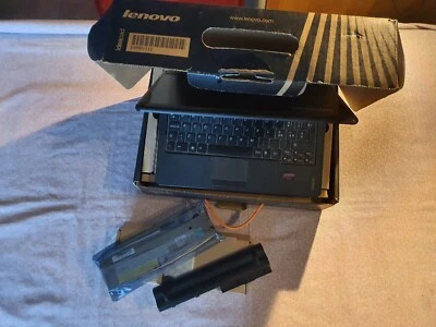  Vendo LENOVO IDEAPAD s205 12" - Immagine 1 di 4