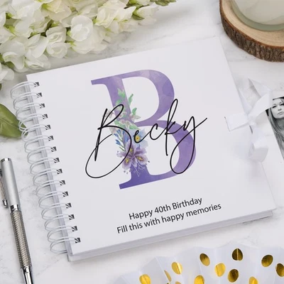 Álbum de fotos personalizado con monograma de sentimientos sentimiento cualquier nombre libro de visitas UV-45 Foto 1 de 3