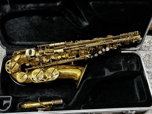 Jupiter JAS700 Intermediate Eb Alto Saxophone w Case - Picture 1 of 13