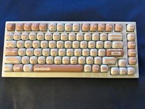 MG75W Bun Wonderland Wireless Mechanical Keyboard - 75% Hot-Swappable Dual-Mode - Picture 1 of 13