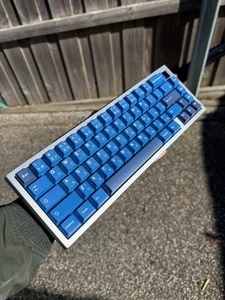 Meletrix Zoom65 v3 SE Panda Keyboard WS Stellar Bluerose Switches Striker Keycap - Picture 1 of 2