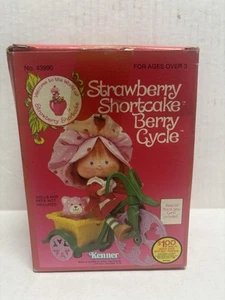 Vintage Kenner Strawberry Shortcake Berry Cycle With Original Box - Picture 1 of 4