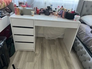 Schminktisch - Bild 1 von 2