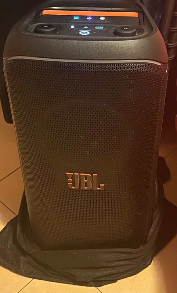 amplificatore hi fi usato JBL Partybox Club 120 - Immagine 1 di 1