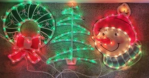 Vintage Lighted Christmas Wreath, Lighted Christmas Tree or Lighted Snowman - Picture 1 of 8