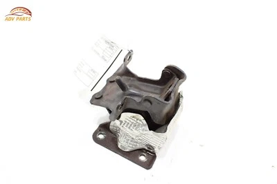 Chevrolet Express 3500 2500 2021-2024 6,6 L motor lado derecho soporte montaje OEM Foto 1 de 4