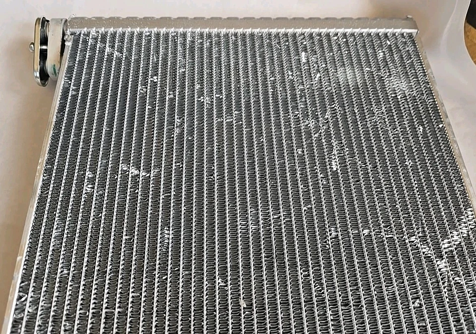 Núcleo evaporador aire acondicionado Toyota Prius 2004-2009 4 estaciones 2005 2006 2007 2008 Foto 1 de 4